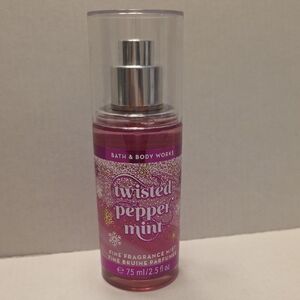 Bath & Body Works Twisted Peppermint Mist - Pink
